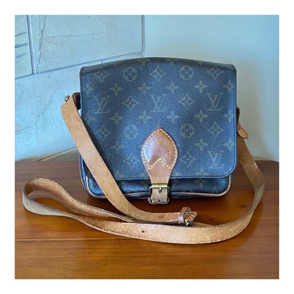 😍SOLD😍AUTHENTIC LOUIS VUITTON CARTOUCHIERE MM CROSSBODY SHOULDER BAG